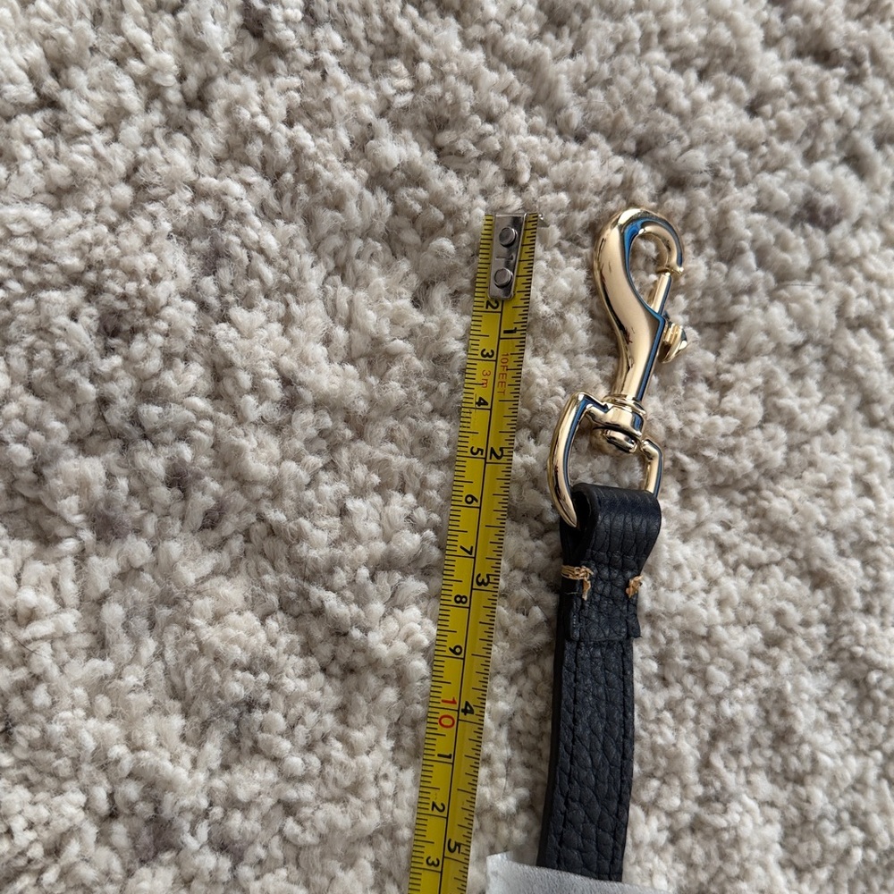Dooney and Bourke black pebble strap - Picture 3 of 4